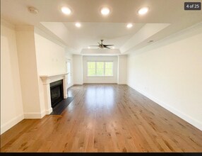 8 Island Ct in Easton, MA - Building Photo - Building Photo