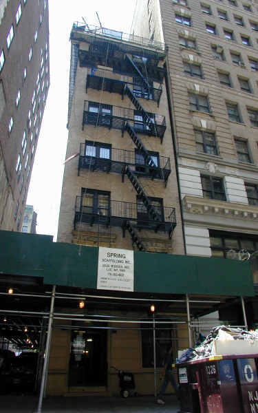 28 W 26th St in New York, NY - Foto de edificio - Building Photo