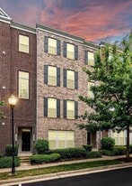 15155 Kentshire Dr in Woodbridge, VA - Building Photo