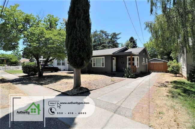 841 South St in Redding, CA - Building Photo - Building Photo