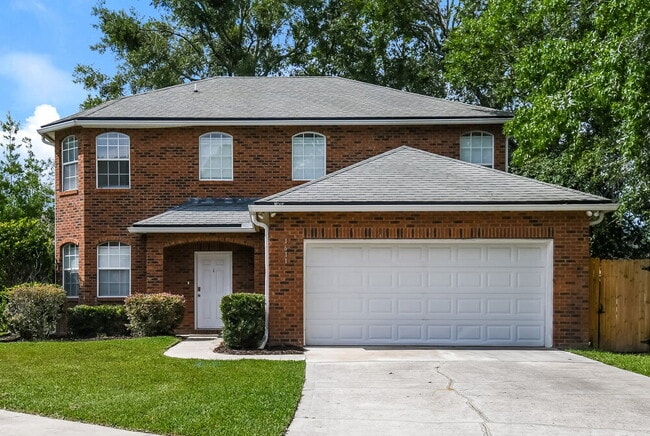 property at 1611 Northglen Cir
