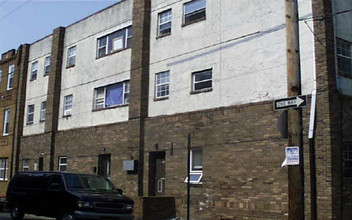 804 S 7th St in Philadelphia, PA - Building Photo - Building Photo