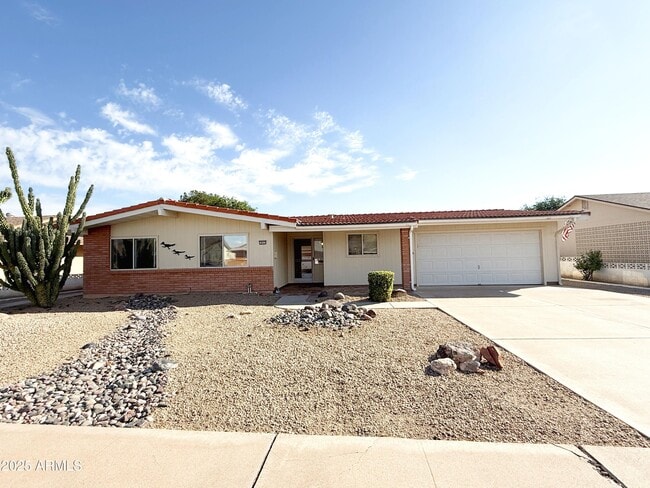 property at 10223 W Andover Ave