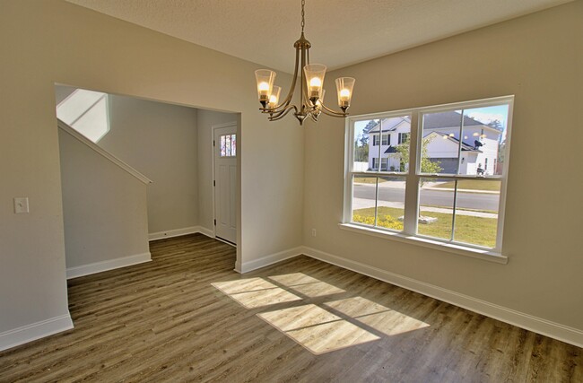 442 Grayson Ave in Hinesville, GA - Building Photo - Building Photo