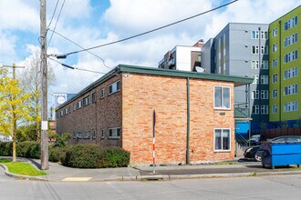 4200 S Webster St in Seattle, WA - Building Photo - Building Photo