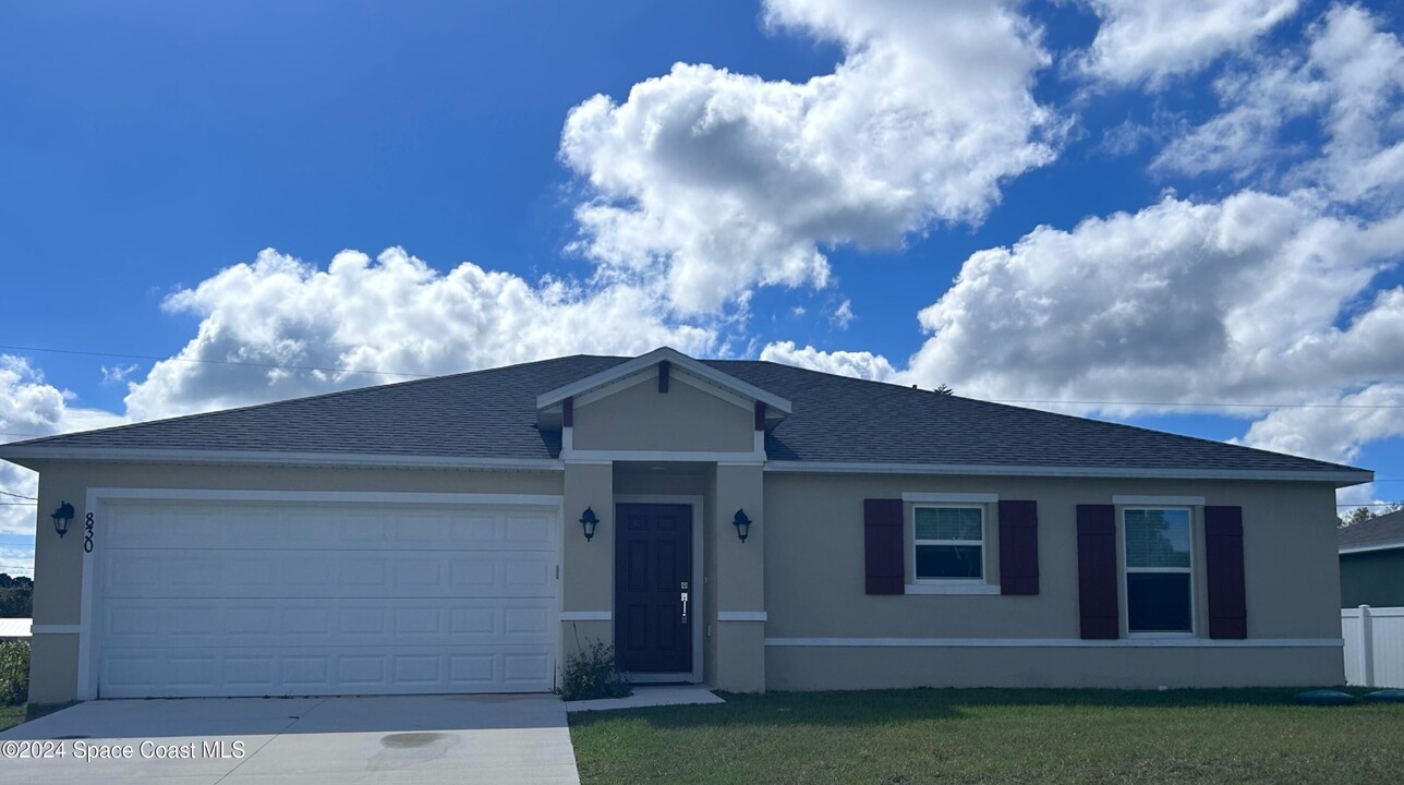 830 Siboney St NW in Palm Bay, FL - Building Photo