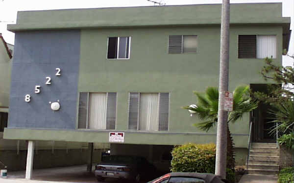 8522 Saturn St in Los Angeles, CA - Building Photo - Building Photo