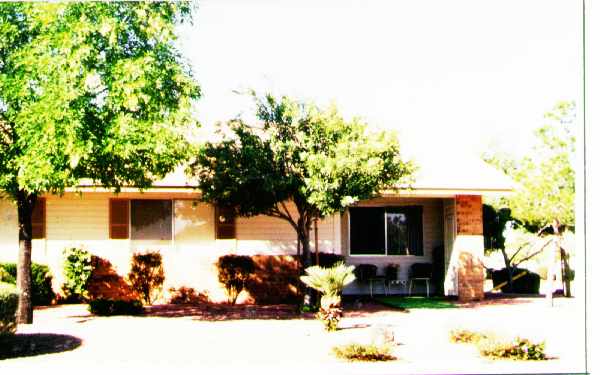 Palomar Apartments (por) in Sun City West, AZ - Foto de edificio
