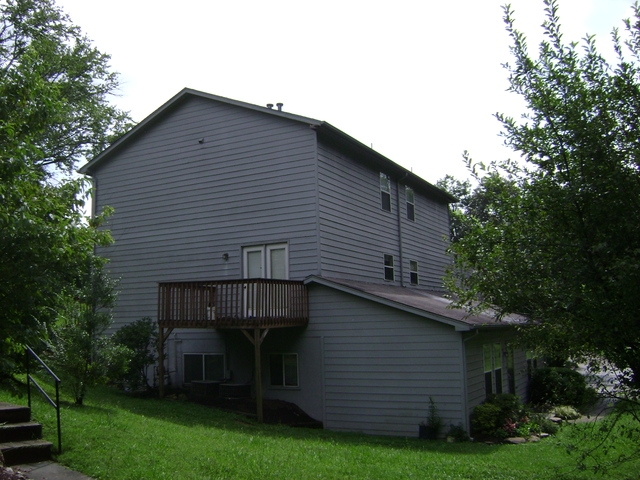 2928 Campground Way in Powell, TN - Foto de edificio - Building Photo