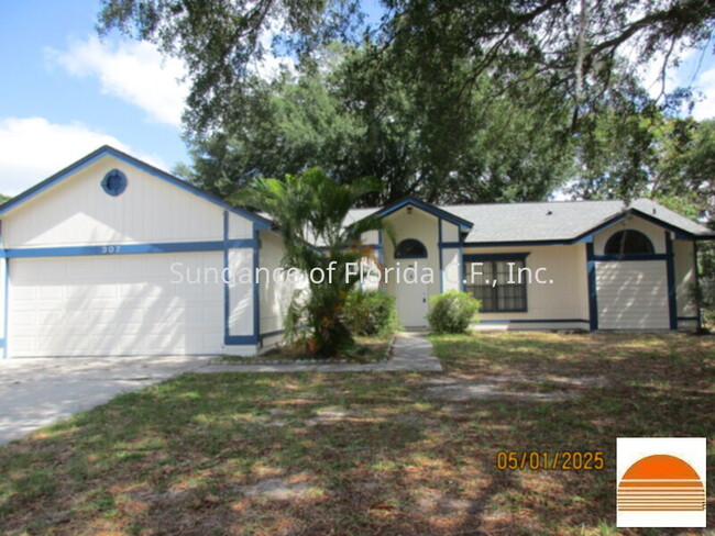 property at 307 Drake Elm Dr