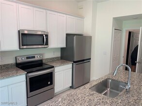4360 Longwell Ln in North Port, FL - Building Photo - Building Photo