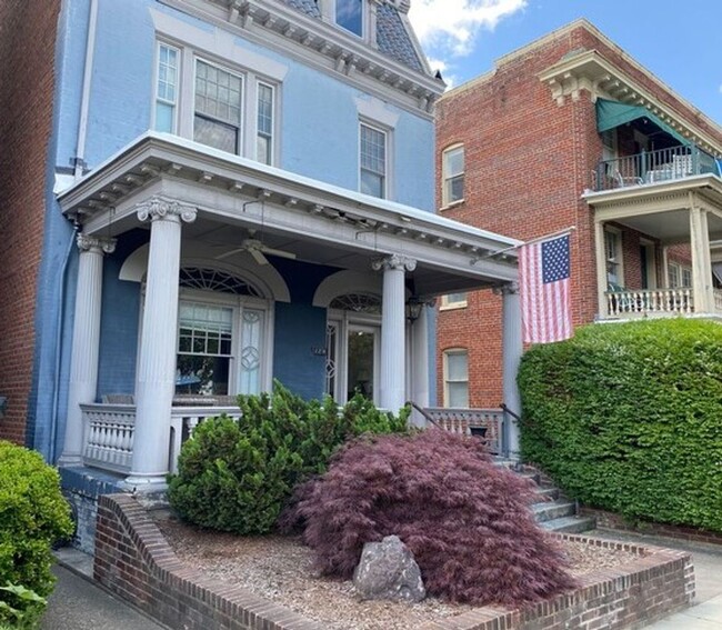 property at 22 N Arthur Ashe Blvd