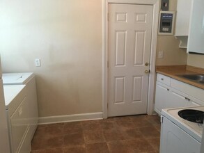 24 Prancer Ave in Greenville, SC - Building Photo - Building Photo