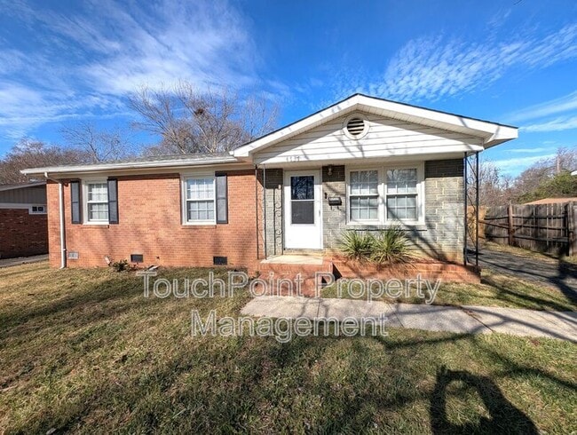 property at 4737 Pineleaf Dr