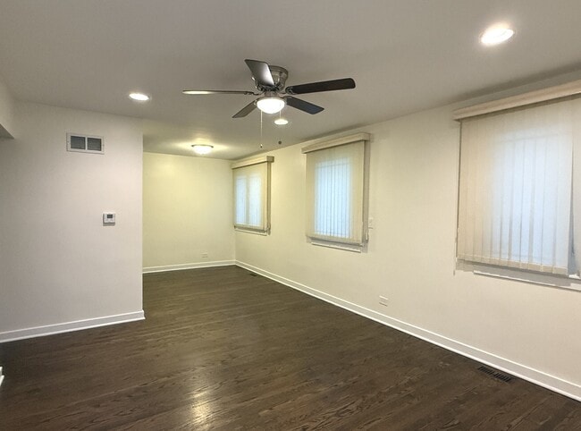 property at 5222 N Olcott Ave