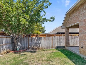 6220 Reddenson Dr in Fort Worth, TX - Building Photo - Building Photo