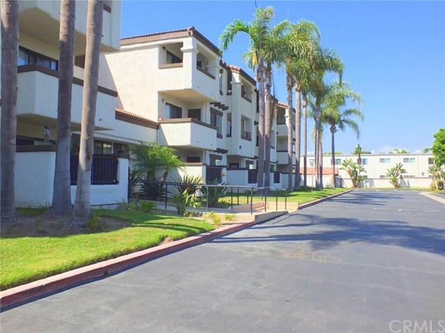 3830 Avenida Del Presidente-Unit -17 in San Clemente, CA - Building Photo