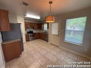 810 Antler Post in San Antonio, TX - Building Photo - Building Photo
