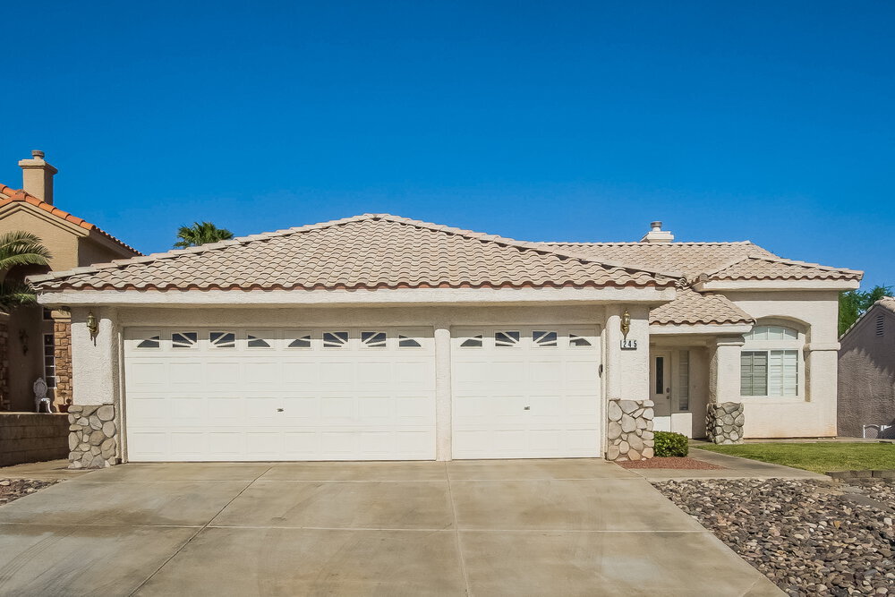 245 Amber Light Ct in Henderson, NV - Building Photo