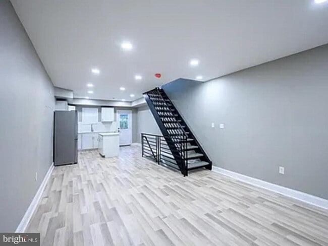 property at 2212 Greenwich St
