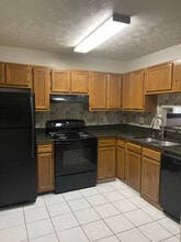 4605 Winterberry Ln in Oxon Hill, MD - Building Photo - Building Photo