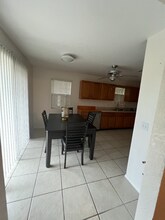 5006 Ruth Morris Rd in Wimauma, FL - Building Photo - Building Photo