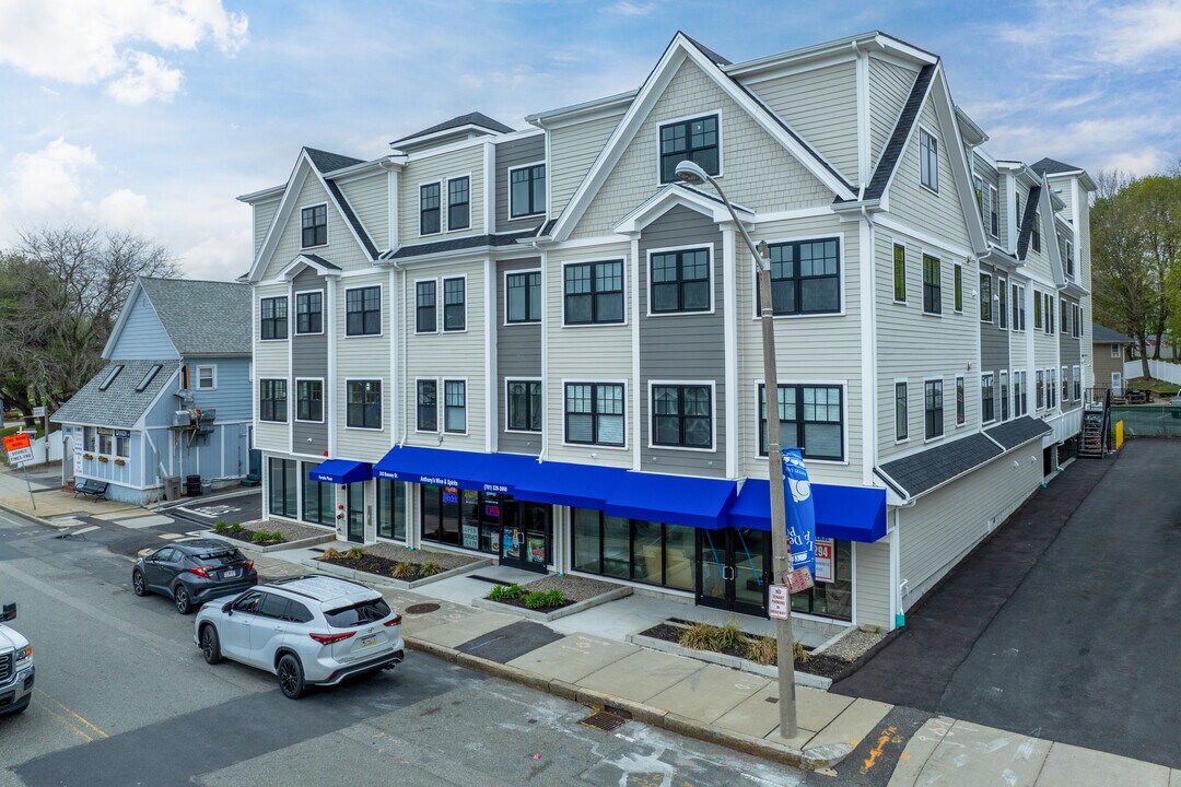 Ferullo Place in Dedham, MA - Building Photo