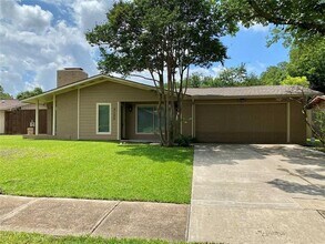 3130 St Croix Dr in Dallas, TX - Building Photo - Building Photo