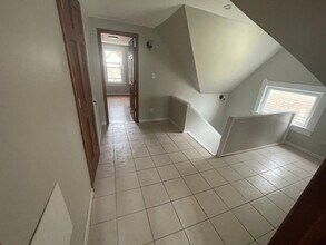 1337 E 84th St in Cleveland, OH - Building Photo - Building Photo