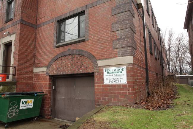 The Edgewood Apartments in Pittsburgh, PA - Building Photo - Building Photo