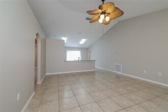 721 Palaiseau Ct in Kissimmee, FL - Building Photo - Building Photo