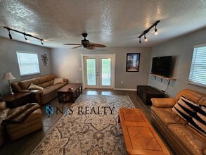 4248 St Lawrence Dr in New Port Richey, FL - Building Photo - Building Photo