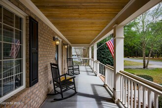 375 Red Fox Run Dr in Wallace, NC - Building Photo - Building Photo