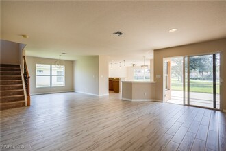 9026 Astonia Way in Ft. Myers, FL - Building Photo - Building Photo
