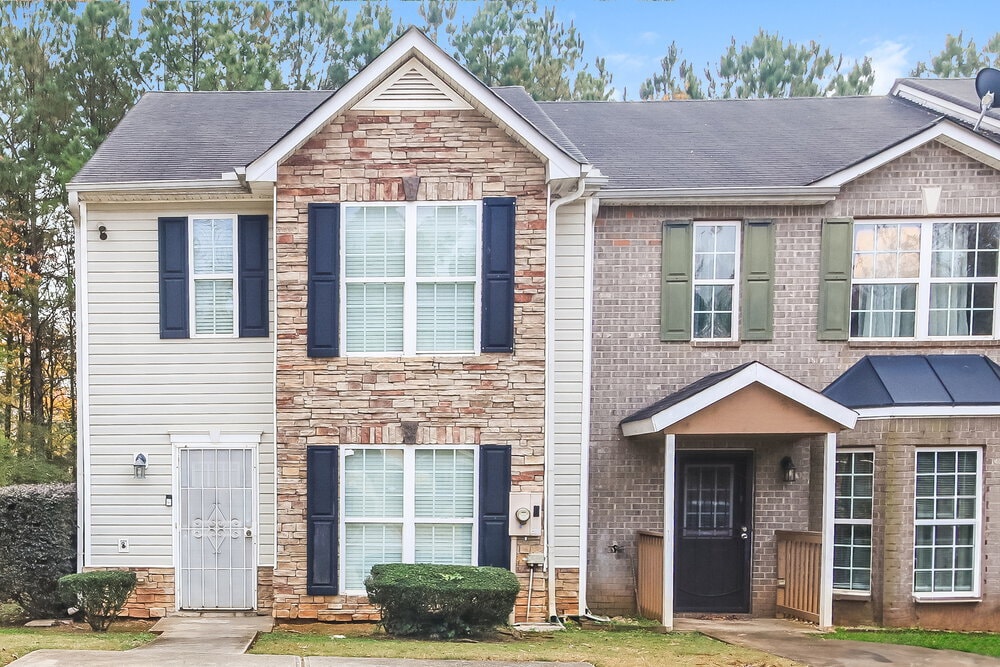 1521 Conley Way in Conley, GA - Foto de edificio