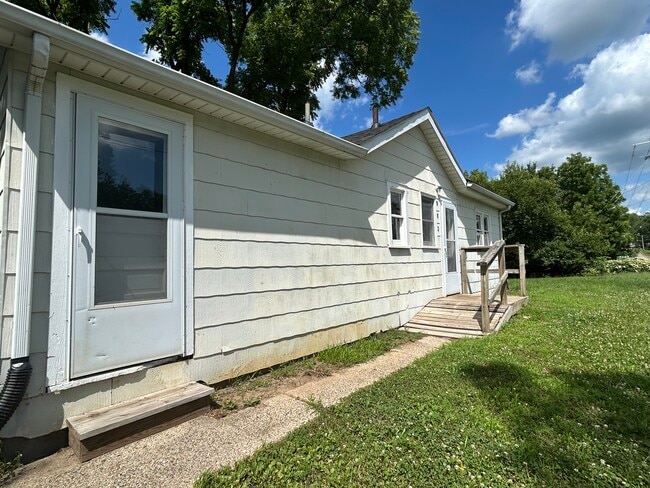 903 W 4th St N in Newton, IA - Building Photo - Building Photo