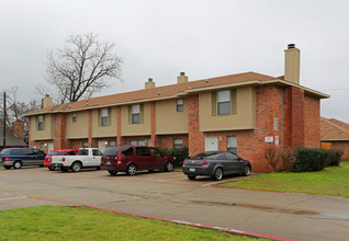 3064 Tudor Ln in Irving, TX - Building Photo - Building Photo