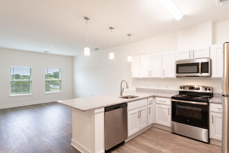 Sherwood Apartment Homes in Mechanicsville, VA - Foto de edificio - Interior Photo