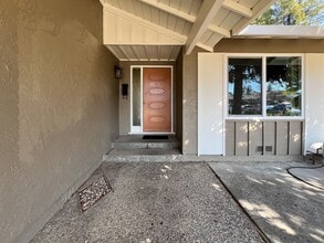 4412 Moffitt Dr in Napa, CA - Building Photo - Building Photo