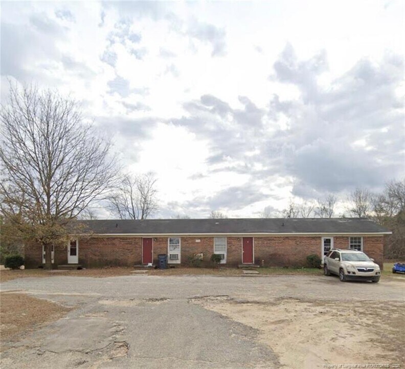 6435 Applecross Ave in Fayetteville, NC - Building Photo