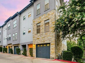 2520 Bluebonnet Ln in Austin, TX - Building Photo - Building Photo