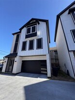 4406 Oats St in Houston, TX - Building Photo