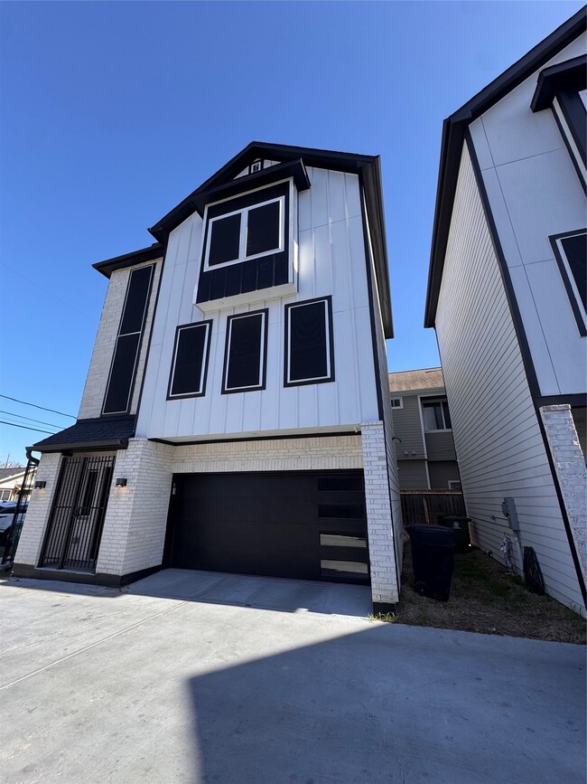 property at 4406 Oats St