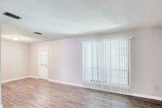 671 Holyoke Ct in Tallahassee, FL - Building Photo - Building Photo