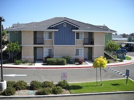 Breezewood Village in Suisun City, CA - Building Photo