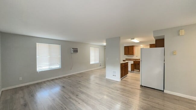 63-65 NE 7th St in Madras, OR - Building Photo - Building Photo