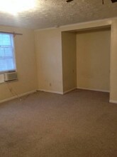 1324 5th Ave in Huntington, WV - Building Photo - Building Photo