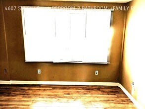 4607 SW 6th St in Des Moines, IA - Building Photo - Building Photo