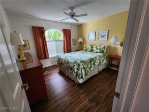 840 New Waterford Dr in Naples, FL - Building Photo - Building Photo