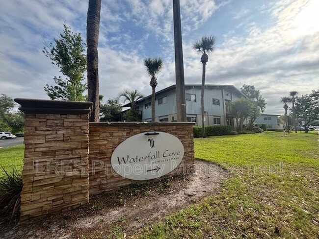 property at 1695 Lee Rd